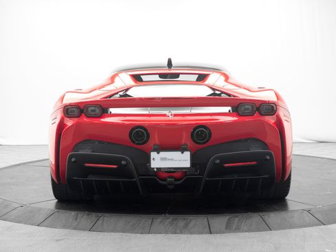 Used 2022 Ferrari SF90 Stradale AWD/4WD image 4