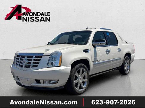 Used 2013 Cadillac Escalade EXT Premium AWD/4WD image 1
