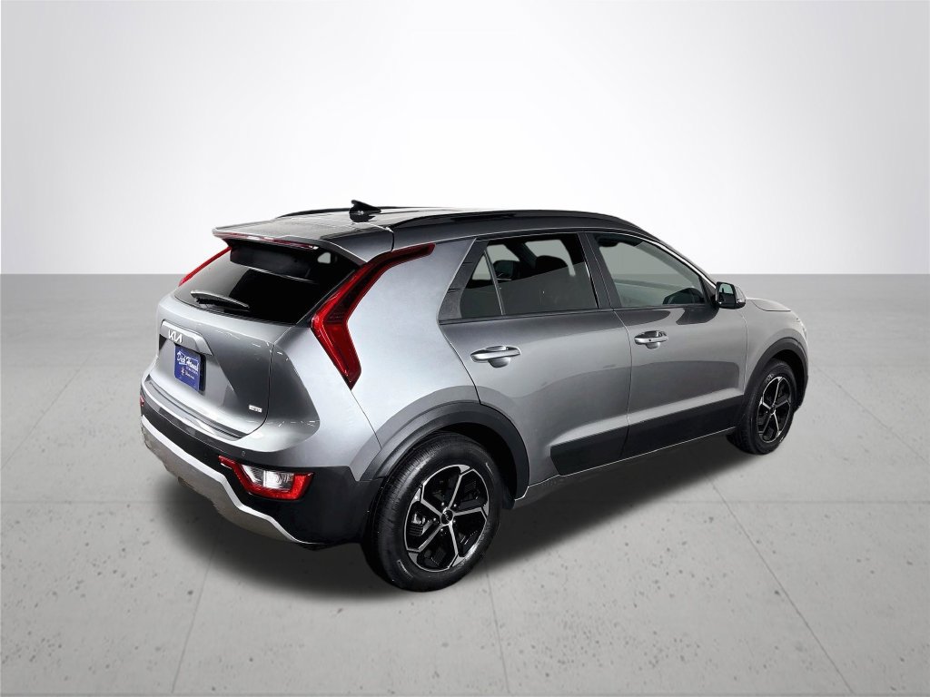 Used 2024 Kia Niro EX FWD image 6