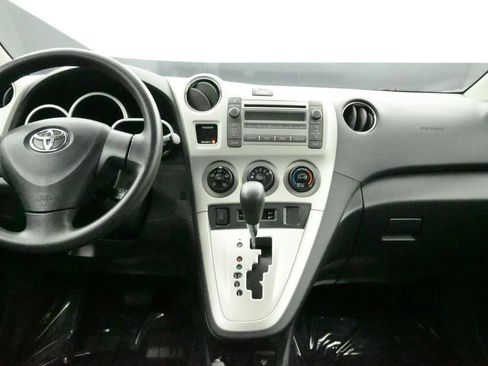 Used 2010 Toyota Matrix S AWD/4WD image 13
