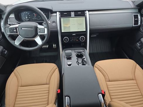 New 2026 Land Rover Discovery Dynamic SE AWD/4WD image 9