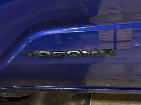 Used 2024 Toyota Tacoma TRD Off-Road AWD/4WD image 24