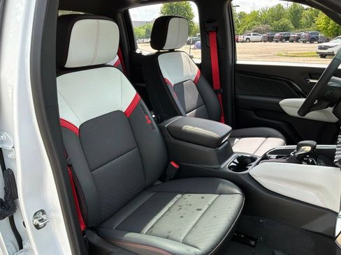 New 2026 GMC Canyon AT4X AWD/4WD image 39