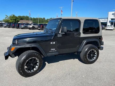 Used 2004 Jeep Wrangler X AWD/4WD image 4