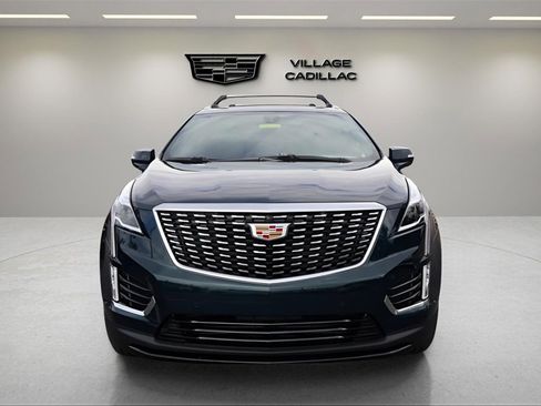 New 2026 Cadillac XT5 Luxury image 8