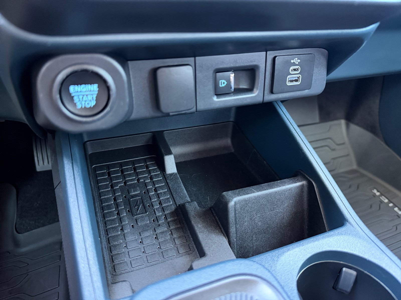 Used 2025 Ford Maverick Tremor AWD/4WD image 24