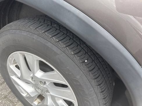 Used 2016 Honda CR-V EX image 16