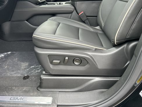 New 2026 GMC Yukon Elevation AWD/4WD image 22