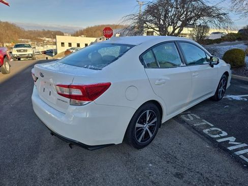 Used 2022 Subaru Impreza Premium image 5