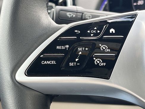 Certified 2025 Mercedes-Benz GLB 250 image 26