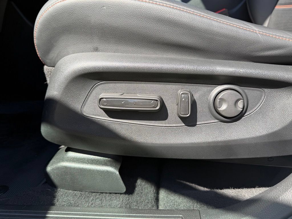 Used 2024 Honda CR-V Sport Touring image 27