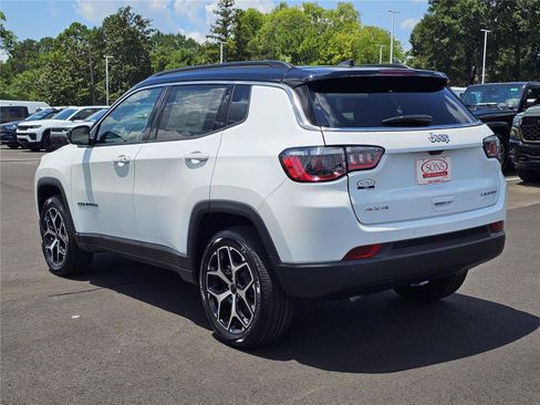 New 2026 Jeep Compass Limited AWD/4WD image 13
