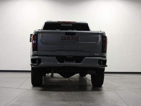 Used 2026 GMC Sierra 2500 AT4 AWD/4WD image 5