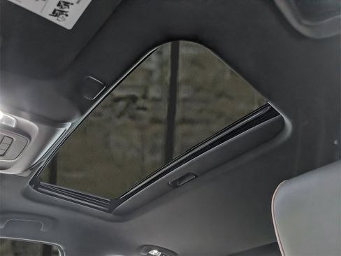 New 2026 Cadillac CT4 V image 11