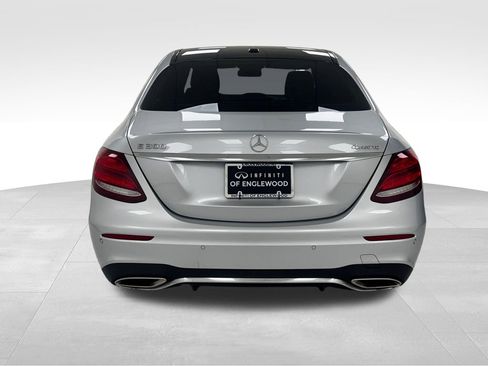 Used 2018 Mercedes-Benz E 300 4MATIC image 6
