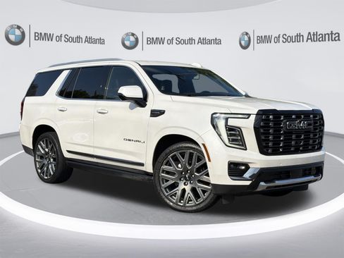 Used 2025 GMC Yukon Denali Ultimate AWD/4WD image 2