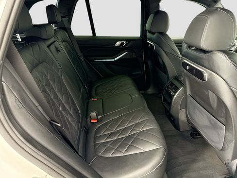 Certified 2026 BMW X5 sDrive40i w/ Parking Assistance Package RWD image 21