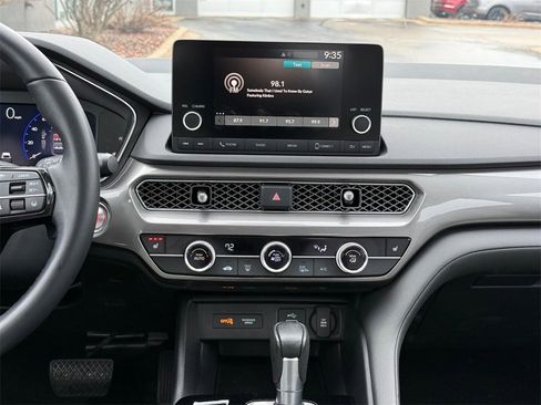 Certified 2023 Acura Integra image 12