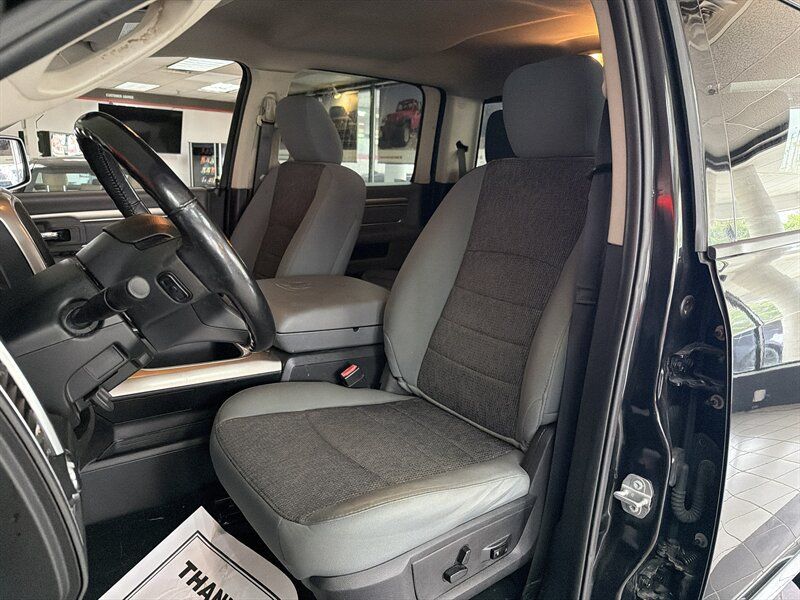 Used 2019 RAM 1500 Big Horn AWD/4WD image 9