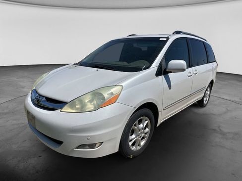 Used 2006 Toyota Sienna XLE Limited AWD/4WD image 14