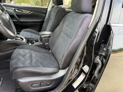 Used 2014 Nissan Rogue SV w/ SV Premium Package FWD image 23