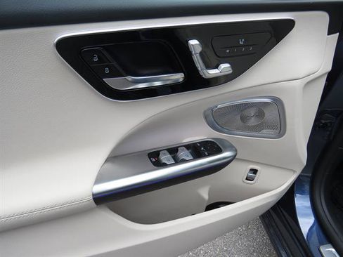 Certified 2025 Mercedes-Benz C 300 4MATIC Sedan image 9