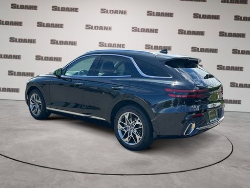 Used 2022 Genesis GV70 2.5T w/ Select Package AWD/4WD image 3
