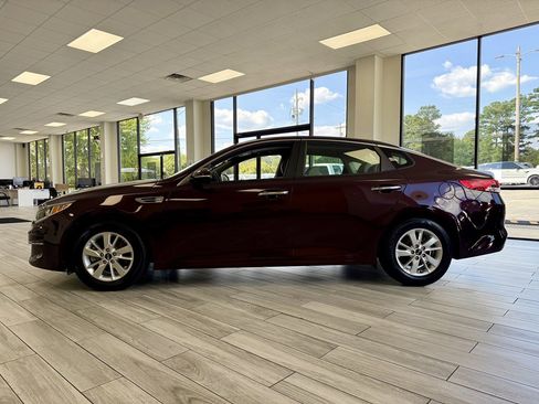 Used 2016 Kia Optima LX w/ LX Convenience Package image 4