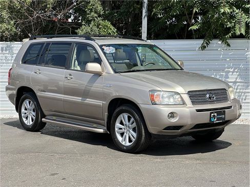 Used 2007 Toyota Highlander Limited AWD/4WD image 8