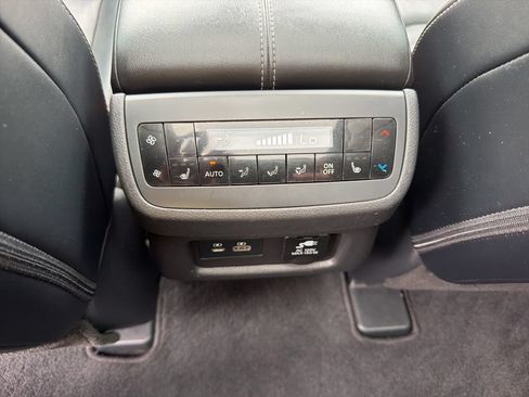 Used 2024 Nissan Pathfinder Platinum w/ Cargo Package FWD image 18