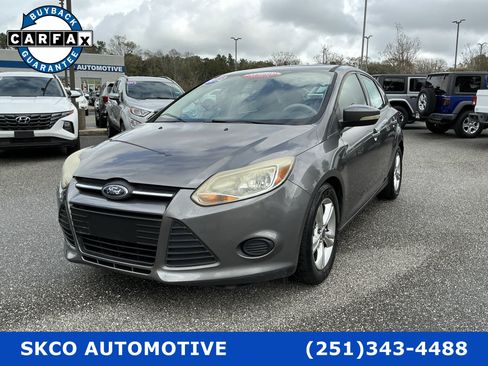 Used 2014 Ford Focus SE image 1