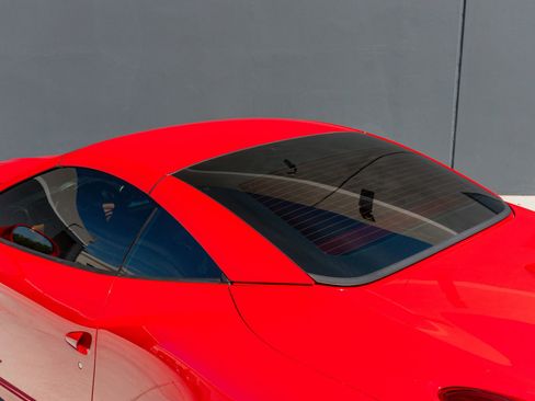 Used 2017 Ferrari California T image 50