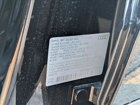 New 2025 Audi Q5 Prestige image 17