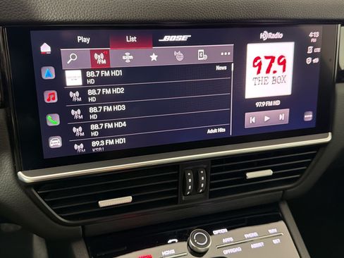 Certified 2023 Porsche Cayenne Coupe AWD/4WD image 22