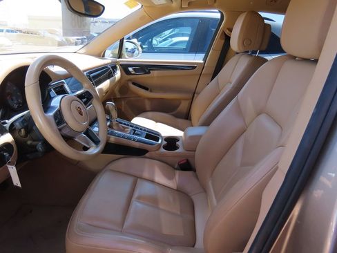 Used 2017 Porsche Macan S AWD/4WD image 10