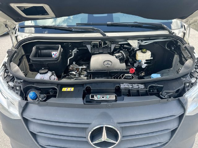 Certified 2025 Mercedes-Benz Sprinter 2500 image 25