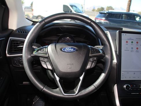 Certified 2022 Ford Edge SEL w/ Convenience Package image 16