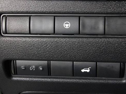 Certified 2021 Nissan Rogue SV w/ Premium Package FWD image 26