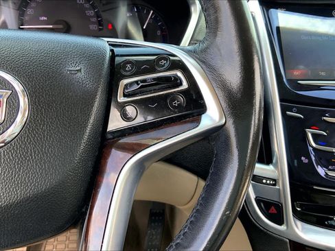 Used 2013 Cadillac SRX Luxury FWD image 24
