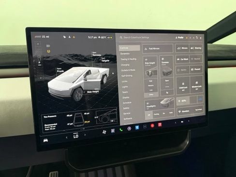 Used 2024 Tesla Cybertruck Cyberbeast AWD/4WD image 32