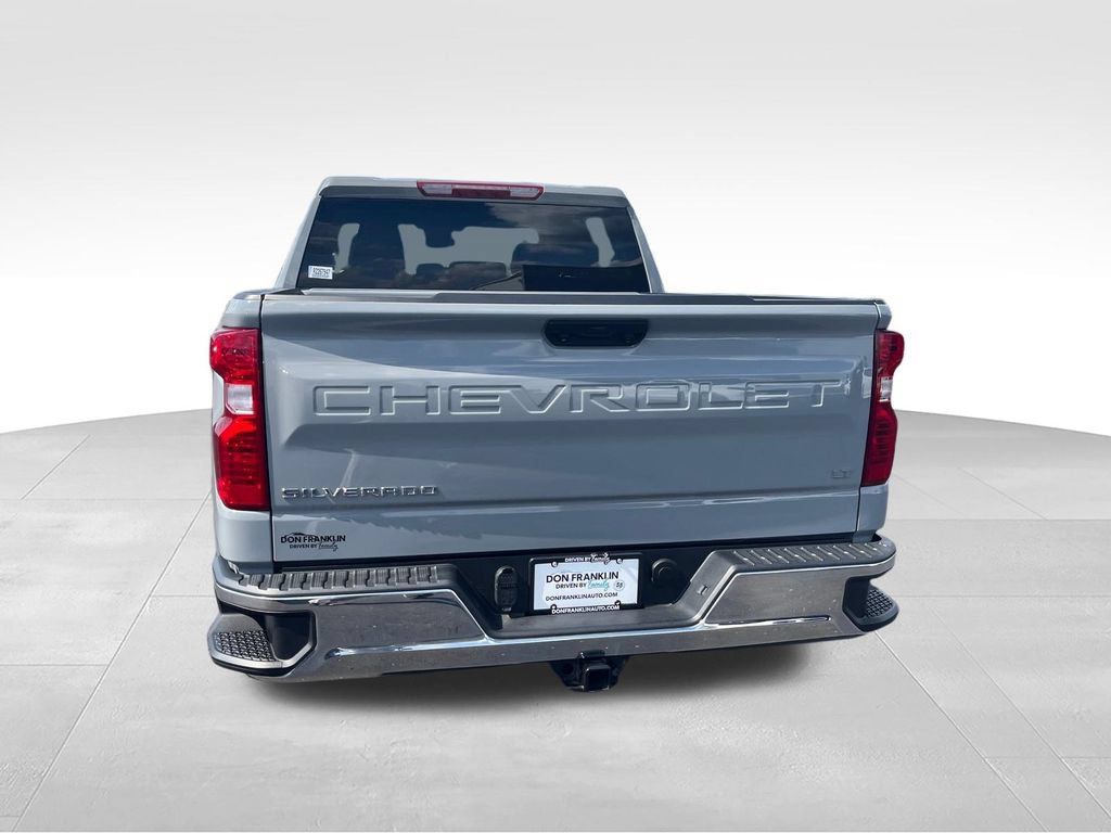 Used 2024 Chevrolet Silverado 1500 LT AWD/4WD image 4