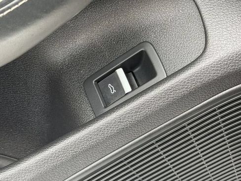 Used 2019 Audi RS 5 Sportback AWD/4WD image 19