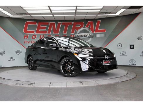New 2026 Nissan Sentra SR w/ Floor Mat Package FWD image 1