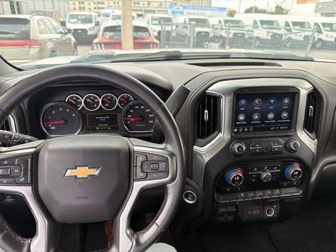 Used 2022 Chevrolet Silverado 2500 LT w/ Convenience Package AWD/4WD image 16