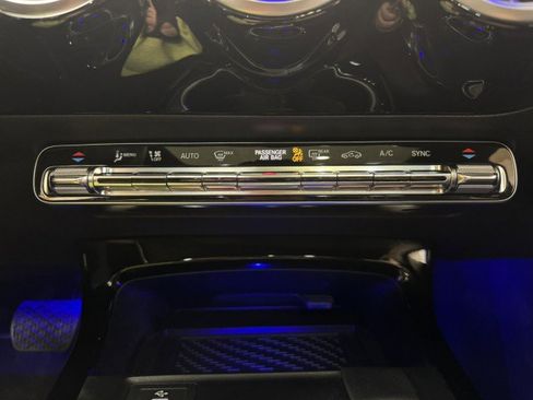 Certified 2025 Mercedes-Benz CLA 250 image 17