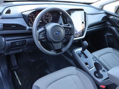 Used 2024 Subaru Crosstrek 2.0i Premium image 5