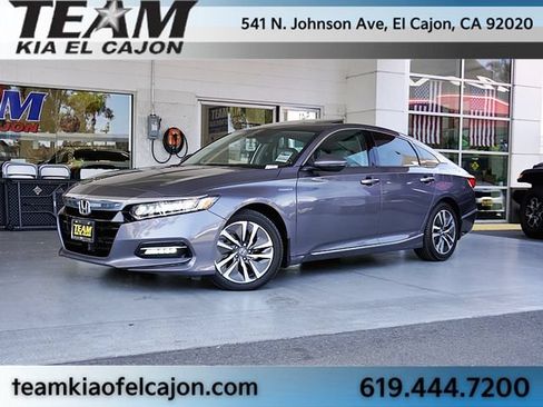Used 2020 Honda Accord Touring image 2