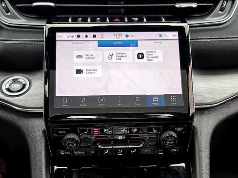 Used 2023 Jeep Grand Cherokee L Overland image 22