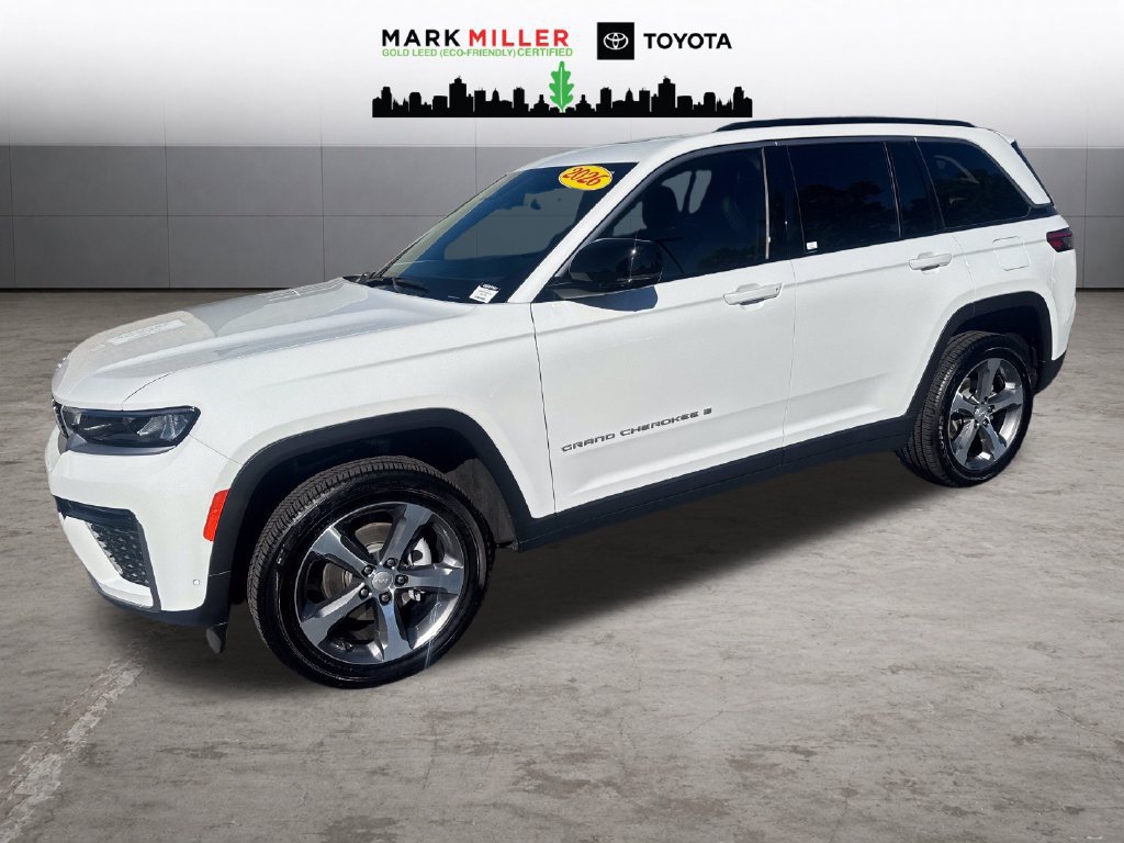 Used 2026 Jeep Grand Cherokee Limited w/ Luxury Tech Group II AWD/4WD 360° Tour