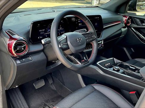 Used 2026 Chevrolet Equinox RS w/ Convenience Package III image 15